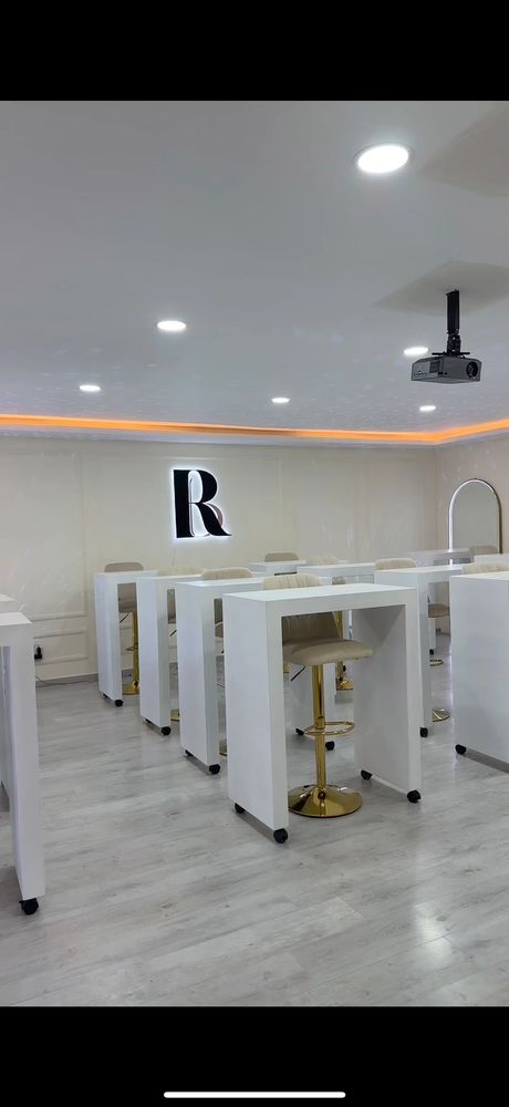 Sala PEACH — Sala para cursos de maquillaje en Guadalajara vista 4